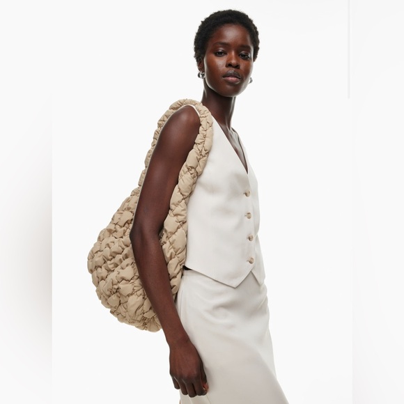 Aritzia Babaton Curator Bigger Bag - Picture 5 of 12